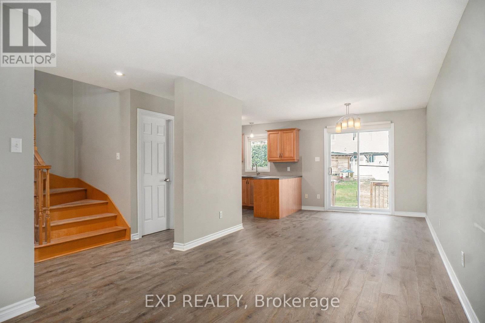 67 Lafleche Boulevard, Casselman, Ontario  K0A 1M0 - Photo 6 - X12585640