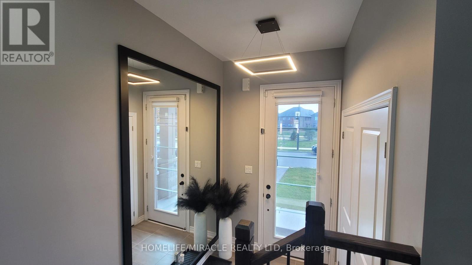 1319 Chee Chee Landing, Milton, Ontario  L9E 1L3 - Photo 22 - W12632830