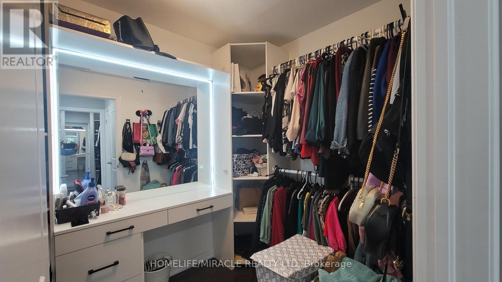 1319 Chee Chee Landing, Milton, Ontario  L9E 1L3 - Photo 37 - W12632830