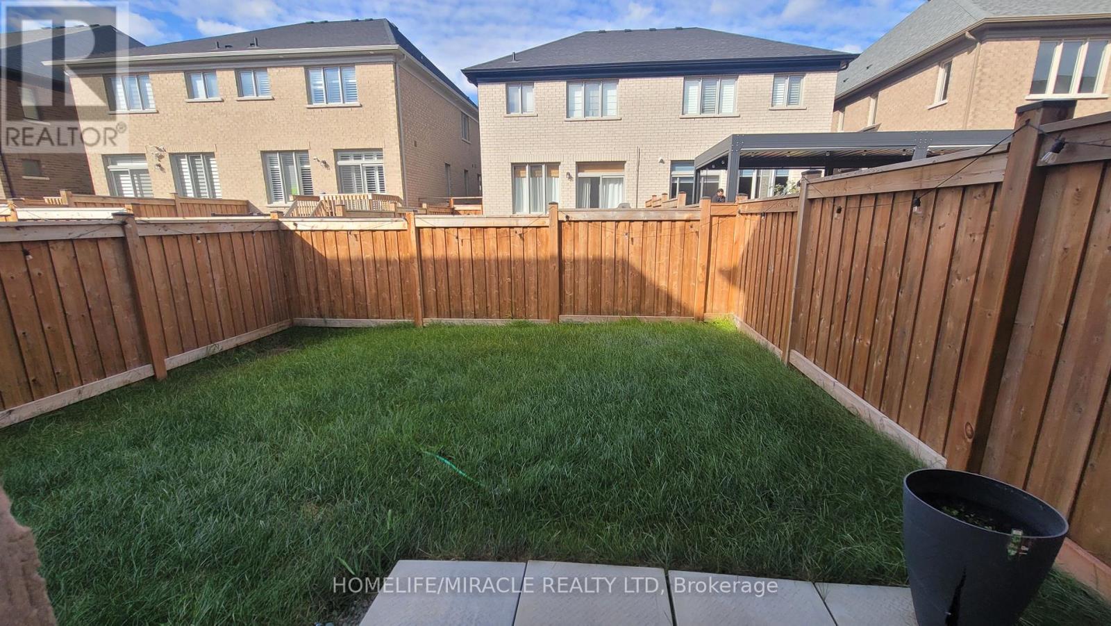 1319 Chee Chee Landing, Milton, Ontario  L9E 1L3 - Photo 50 - W12632830