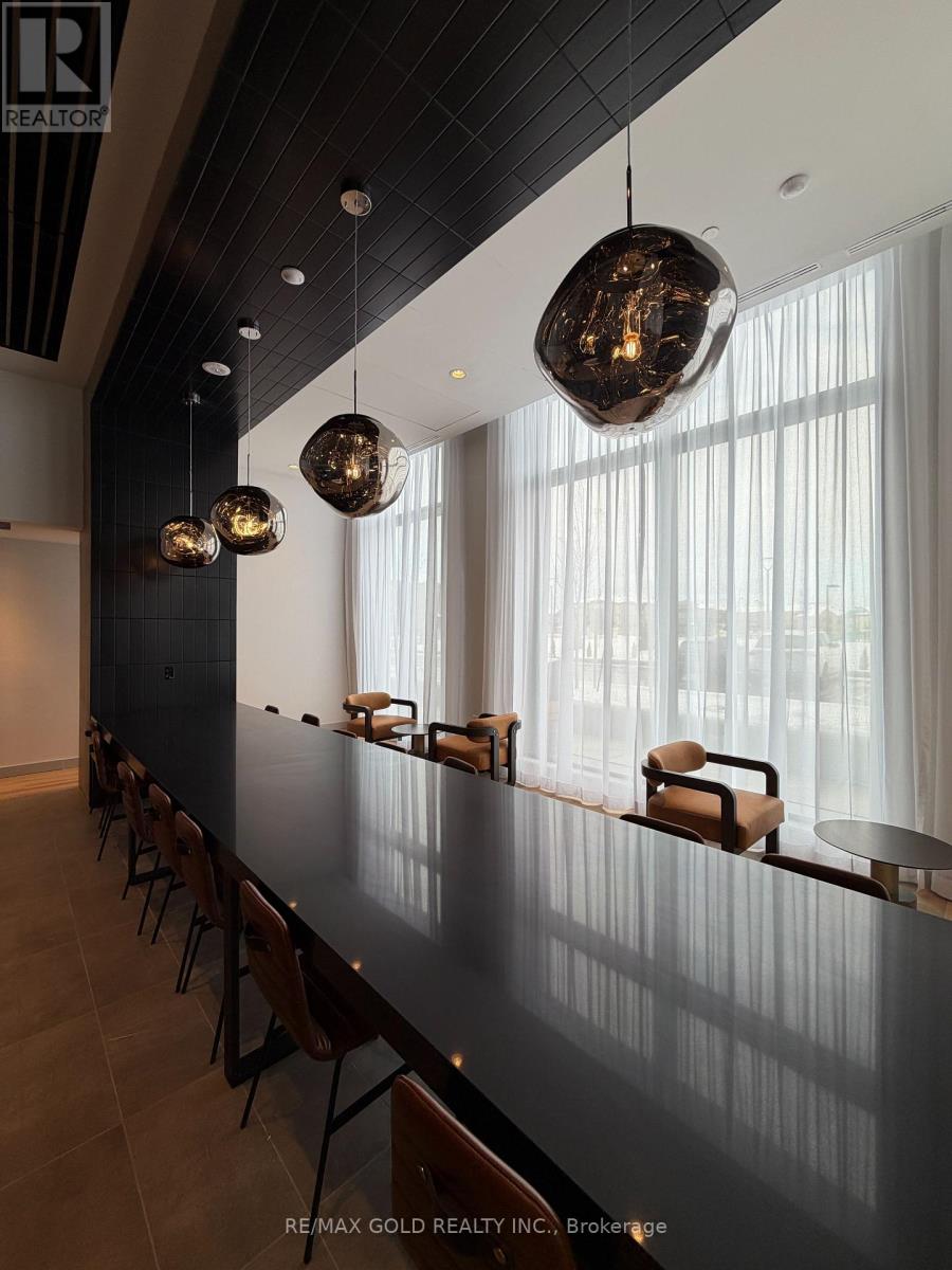 720 - 15 Skyridge Drive, Brampton, Ontario  L6P 4S7 - Photo 24 - W12632834