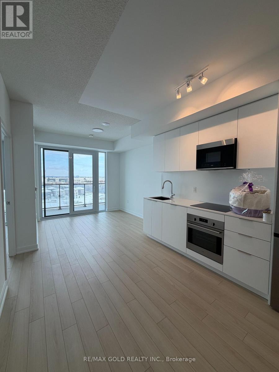 720 - 15 Skyridge Drive, Brampton, Ontario  L6P 4S7 - Photo 3 - W12632834