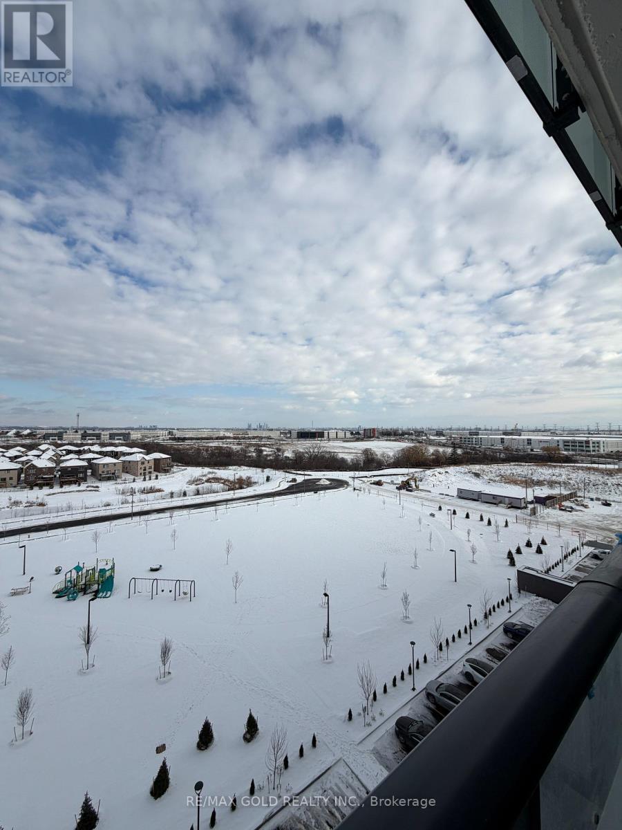 720 - 15 Skyridge Drive, Brampton, Ontario  L6P 4S7 - Photo 9 - W12632834