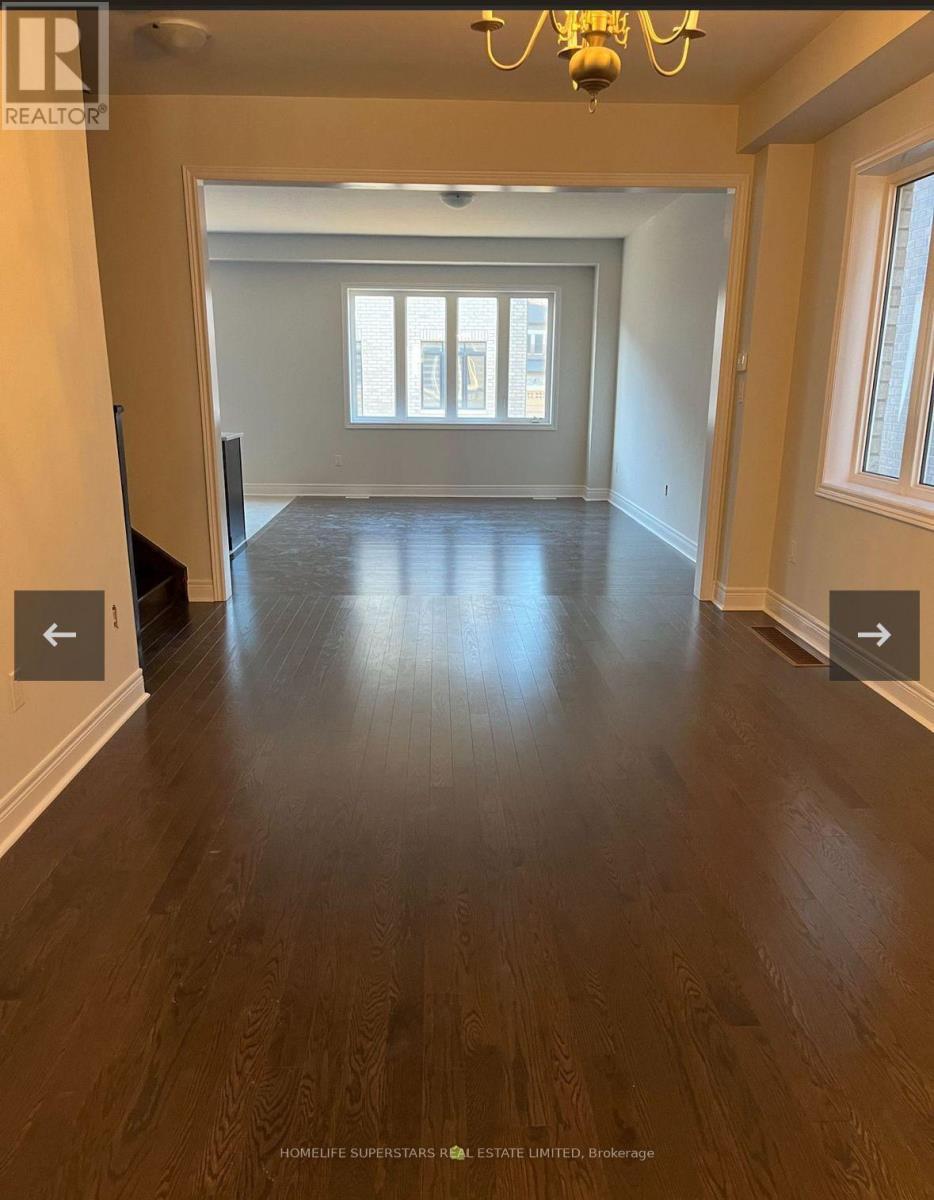 23 Michener Drive, Brampton, Ontario  L6R 4E9 - Photo 4 - W12632842