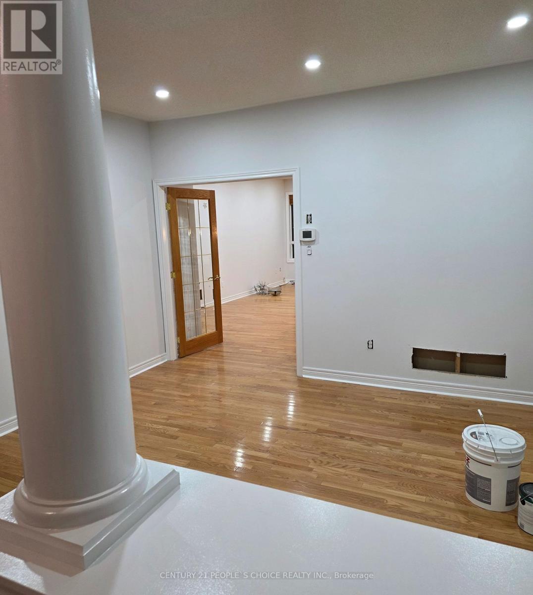 91 Trailside Walk, Brampton, Ontario  L6S 6H6 - Photo 5 - W12632844