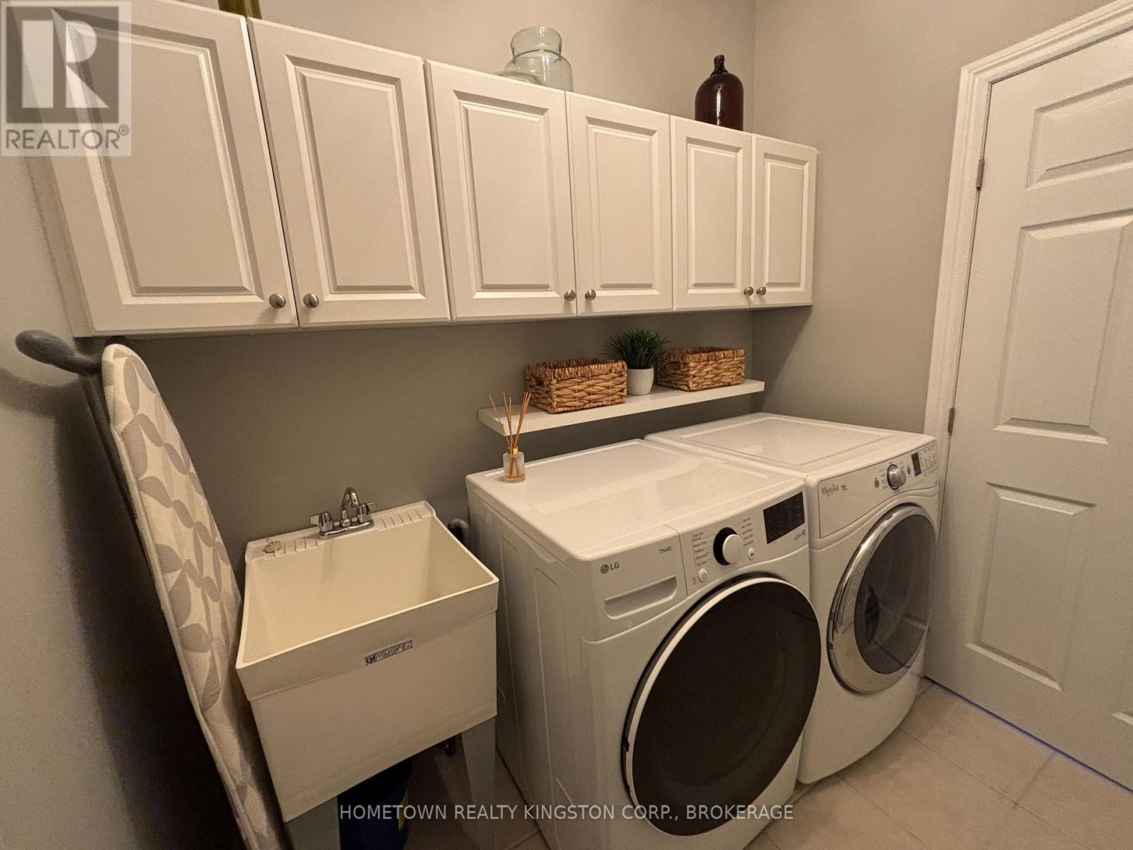 52 Glenora Drive, Loyalist, Ontario  K0H 1G0 - Photo 13 - X12473220