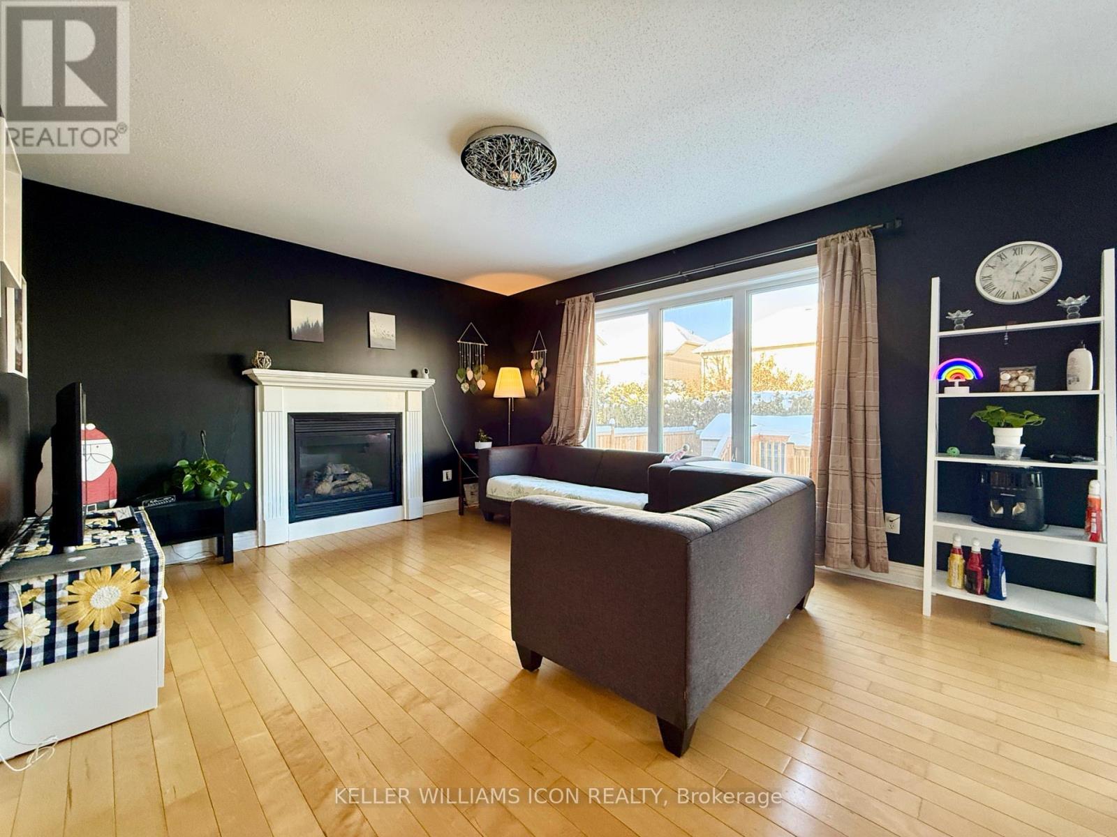 40 Huntcliff Place, Ottawa, Ontario K2G 6Z8 - Photo 9 - X12632856