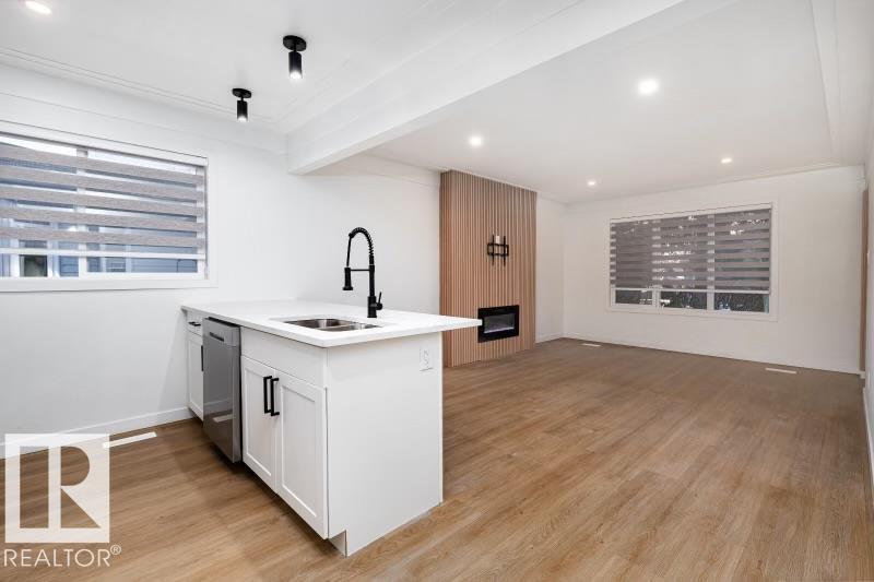 8522/8524 84 Av Nw, Edmonton, Alberta  T6C 1C9 - Photo 44 - E4456477