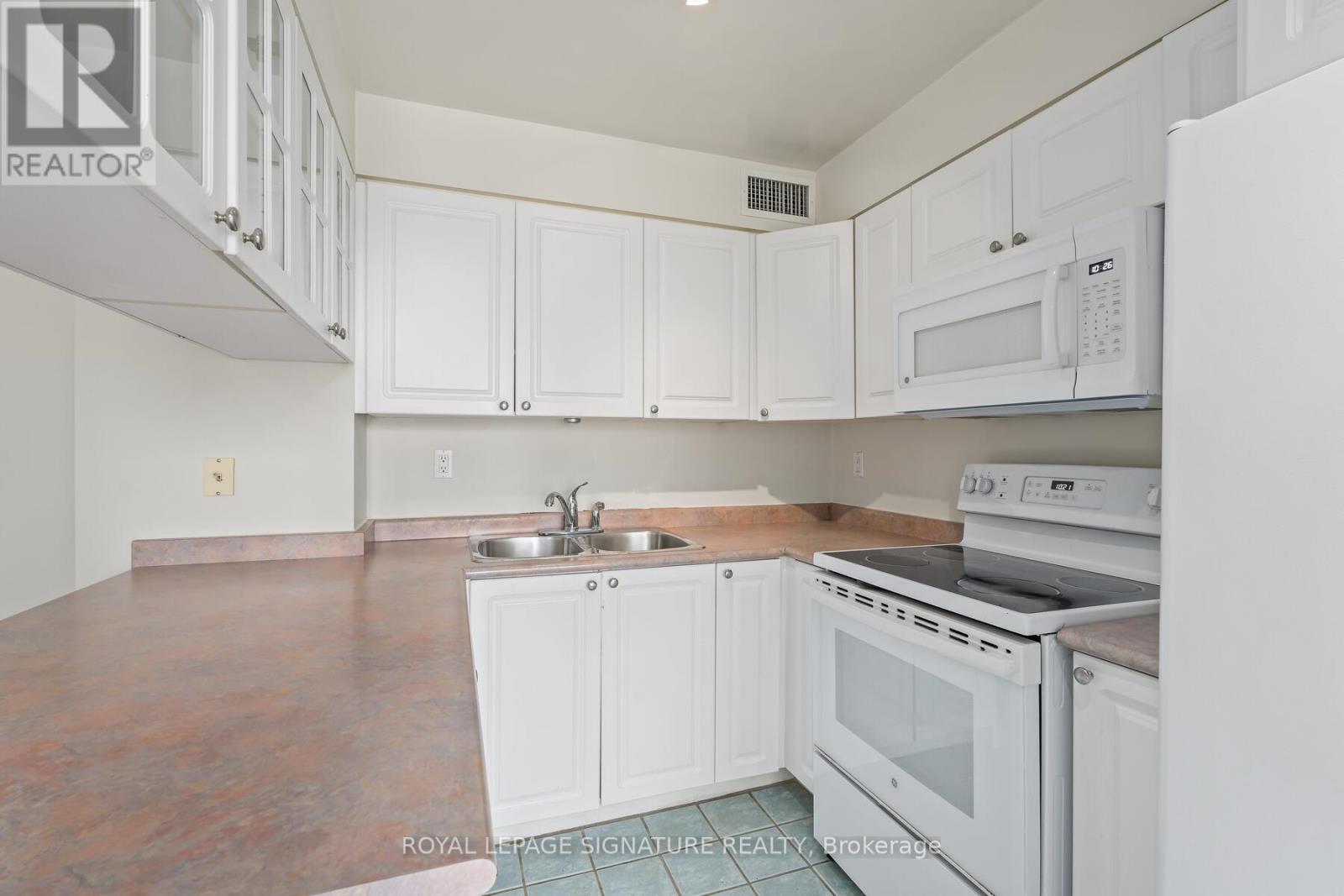 606 - 887 Bay Street, Toronto, Ontario  M5S 3K4 - Photo 12 - C12632860