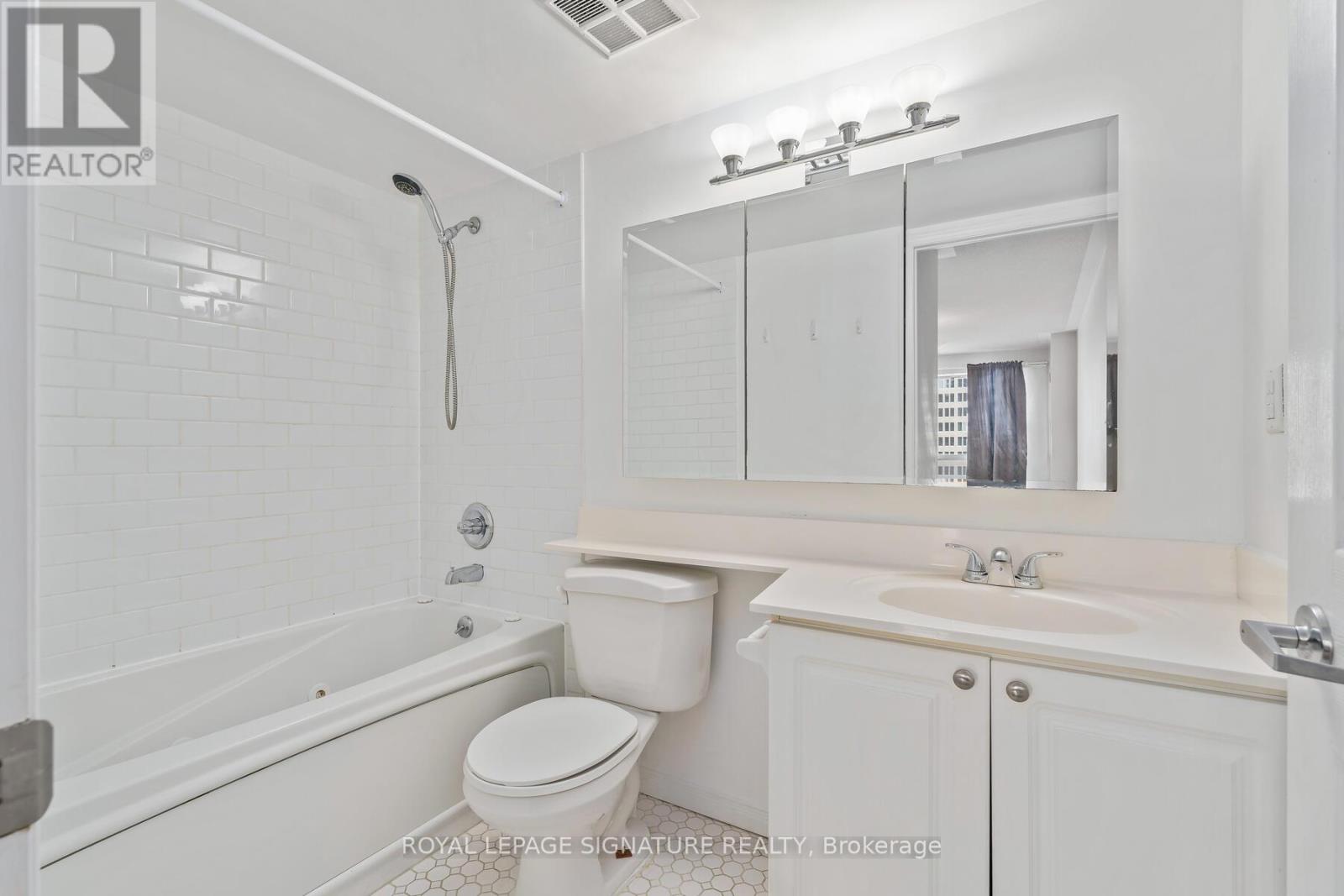 606 - 887 Bay Street, Toronto, Ontario  M5S 3K4 - Photo 15 - C12632860