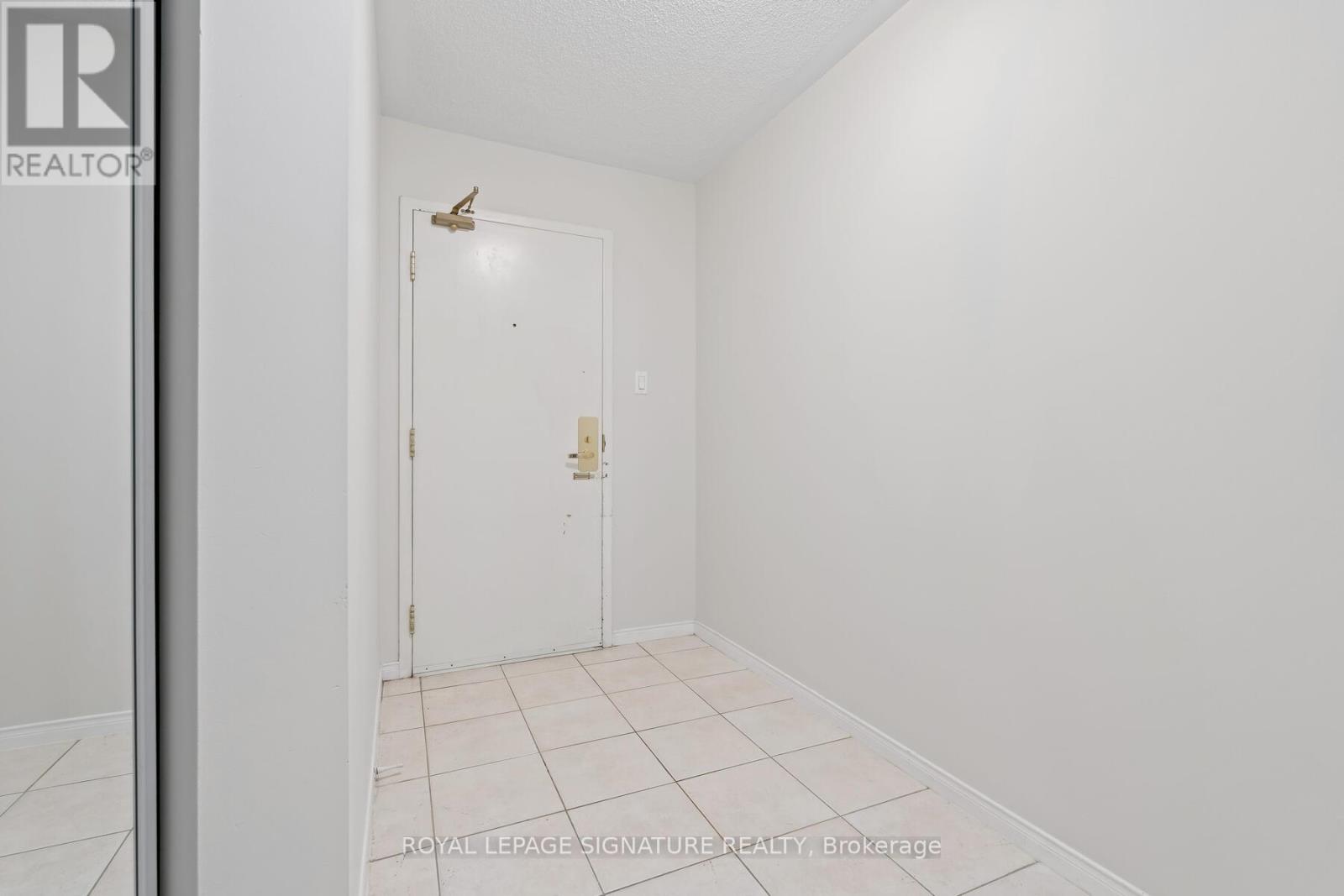 606 - 887 Bay Street, Toronto, Ontario  M5S 3K4 - Photo 4 - C12632860