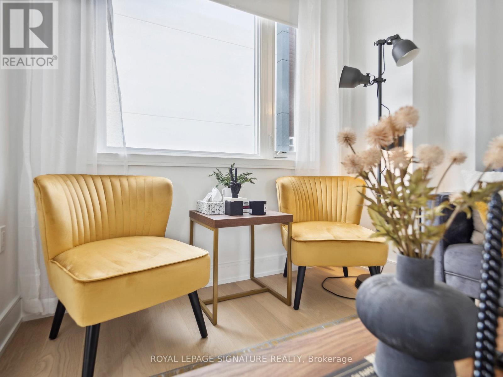 1 Flax Field Lane, Toronto, Ontario  M2N 0L5 - Photo 17 - C12632864