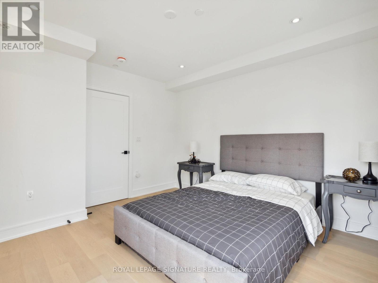 1 Flax Field Lane, Toronto, Ontario  M2N 0L5 - Photo 46 - C12632864