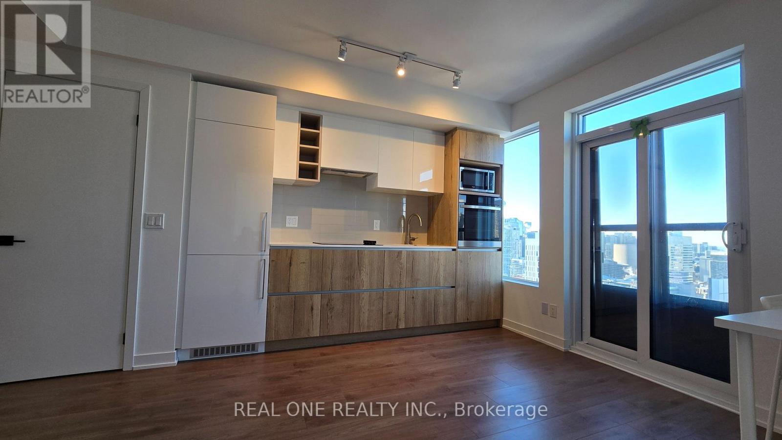 3805 - 319 Javis Street, Toronto, Ontario  M5B 0C8 - Photo 4 - C12632866