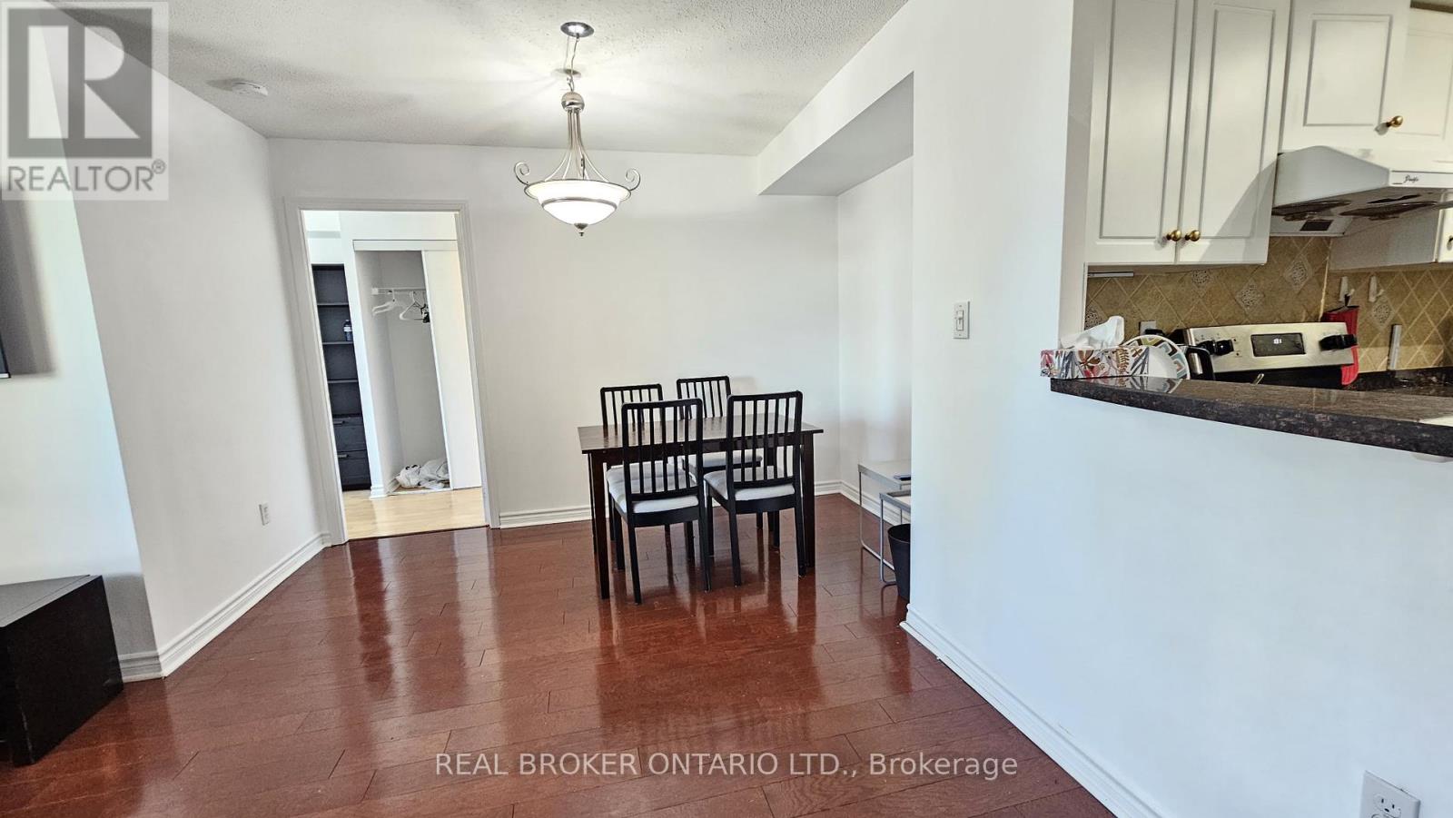 1516 - 7 Lorraine Drive, Toronto, Ontario  M2N 2E3 - Photo 9 - C12632580