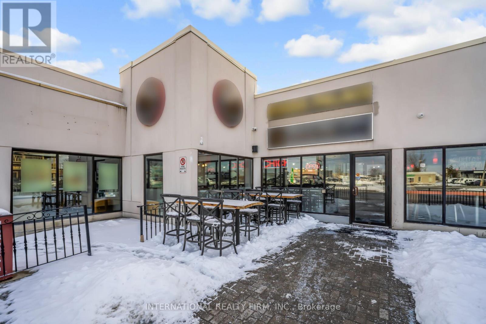 12550 50 Highway, Caledon, Ontario  L7E 1M7 - Photo 2 - W12630026