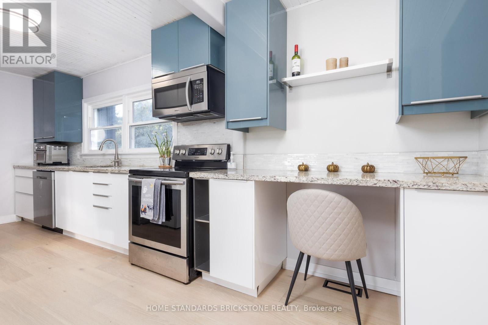 2208 Willard Avenue, Innisfil, Ontario  L9S 2C1 - Photo 7 - N12632848