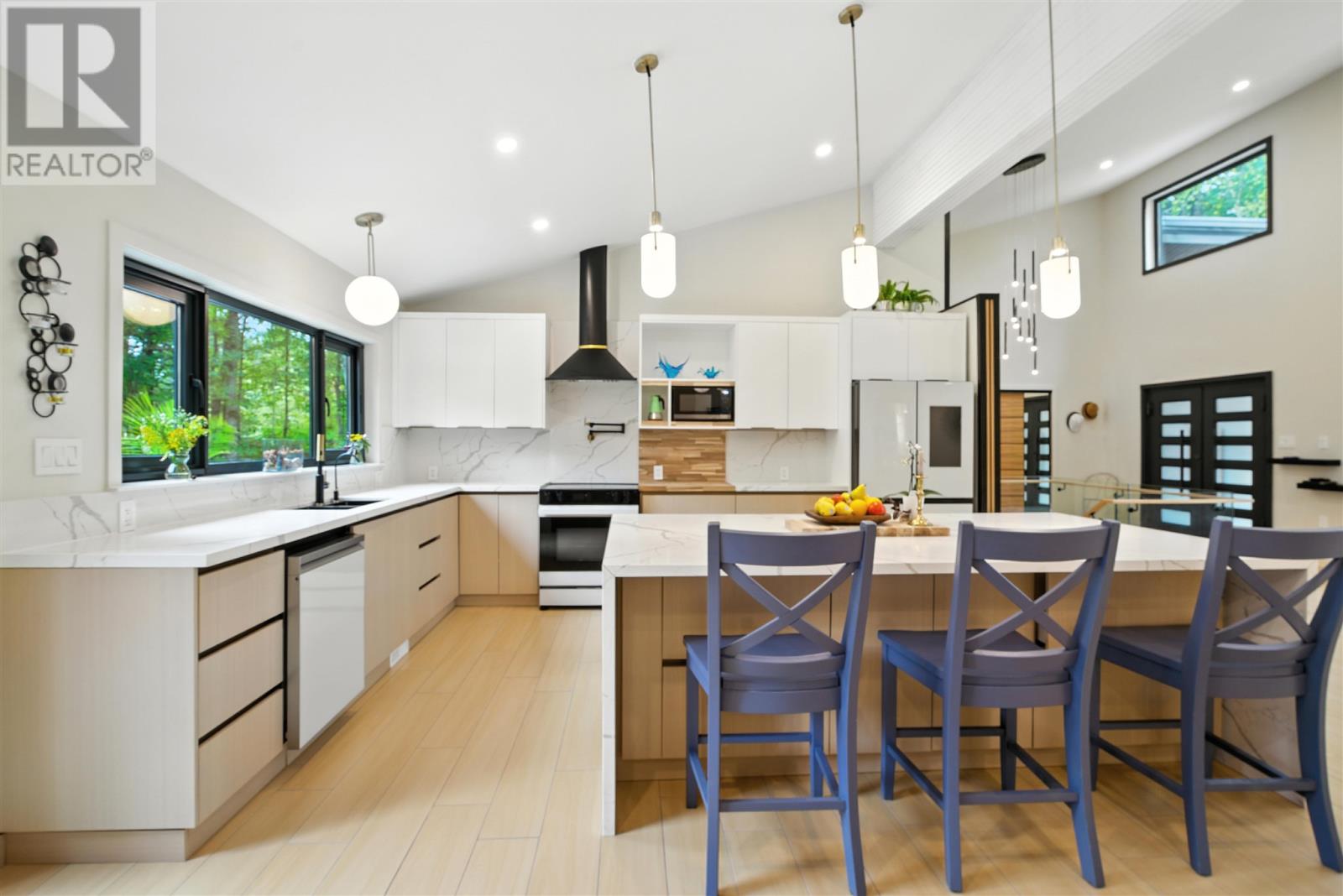 4223 Queen St E, Sault Ste. Marie, Ontario  P6A 5K9 - Photo 24 - SM252623