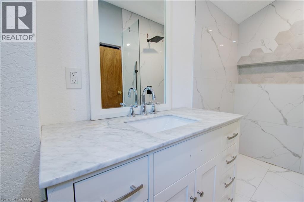 85 East 37th Street, Hamilton, Ontario  L8V 4B1 - Photo 26 - 40761006