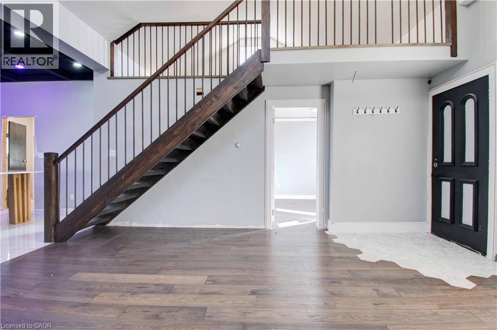 85 East 37th Street, Hamilton, Ontario  L8V 4B1 - Photo 5 - 40761006