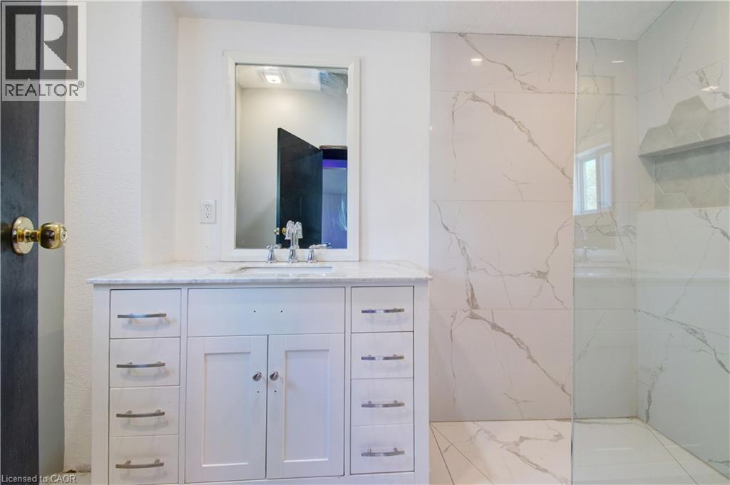 85 East 37th Street, Hamilton, Ontario  L8V 4B1 - Photo 25 - 40761006