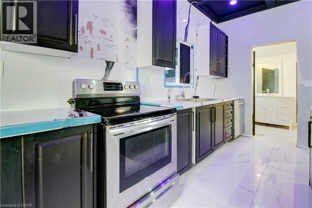 85 East 37th Street, Hamilton, Ontario  L8V 4B1 - Photo 22 - 40761006