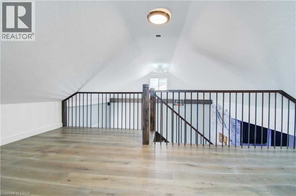 85 East 37th Street, Hamilton, Ontario  L8V 4B1 - Photo 35 - 40761006