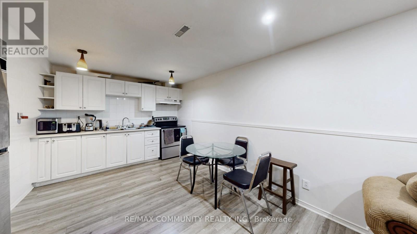 1652 Major Oaks Road, Pickering, Ontario L1X 1Y9 - Photo 39 - E12632886