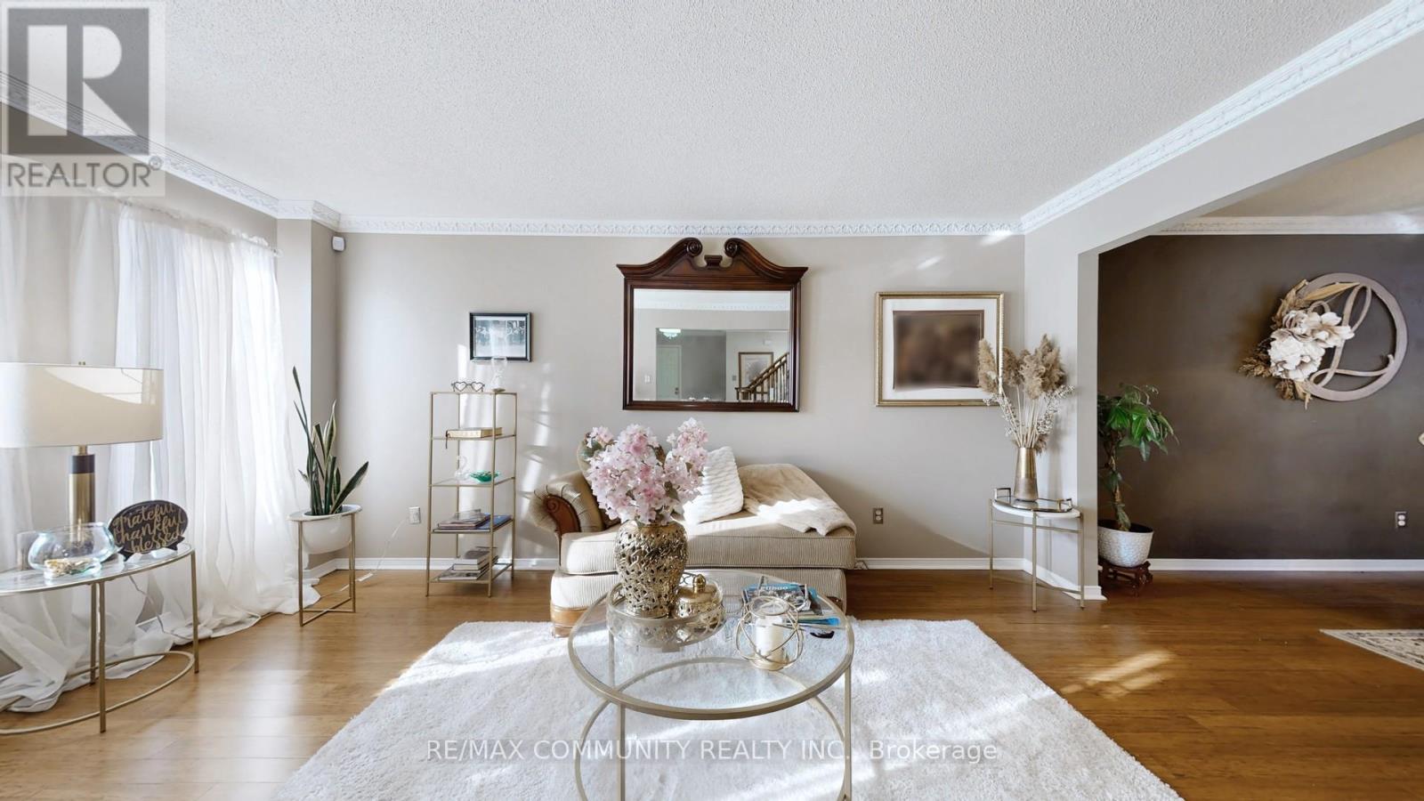 1652 Major Oaks Road, Pickering, Ontario L1X 1Y9 - Photo 4 - E12632886