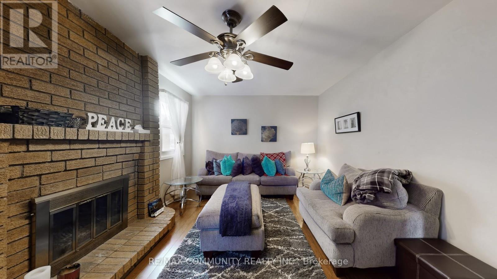 1652 Major Oaks Road, Pickering, Ontario L1X 1Y9 - Photo 9 - E12632886