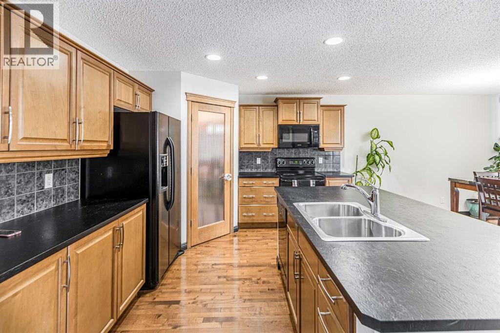 1430 Kings Heights Boulevard Se, Airdrie, Alberta  T4A 0A1 - Photo 17 - A2266274