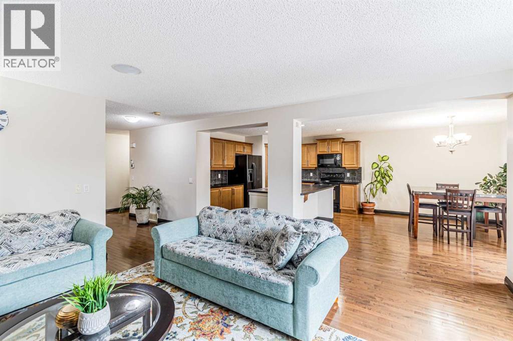 1430 Kings Heights Boulevard Se, Airdrie, Alberta  T4A 0A1 - Photo 10 - A2266274