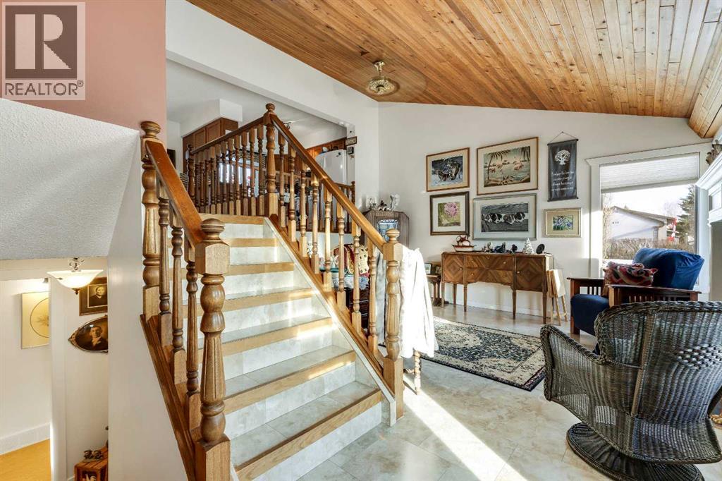 808 5 Avenue Sw, High River, Alberta  T1V 1B9 - Photo 2 - A2274687