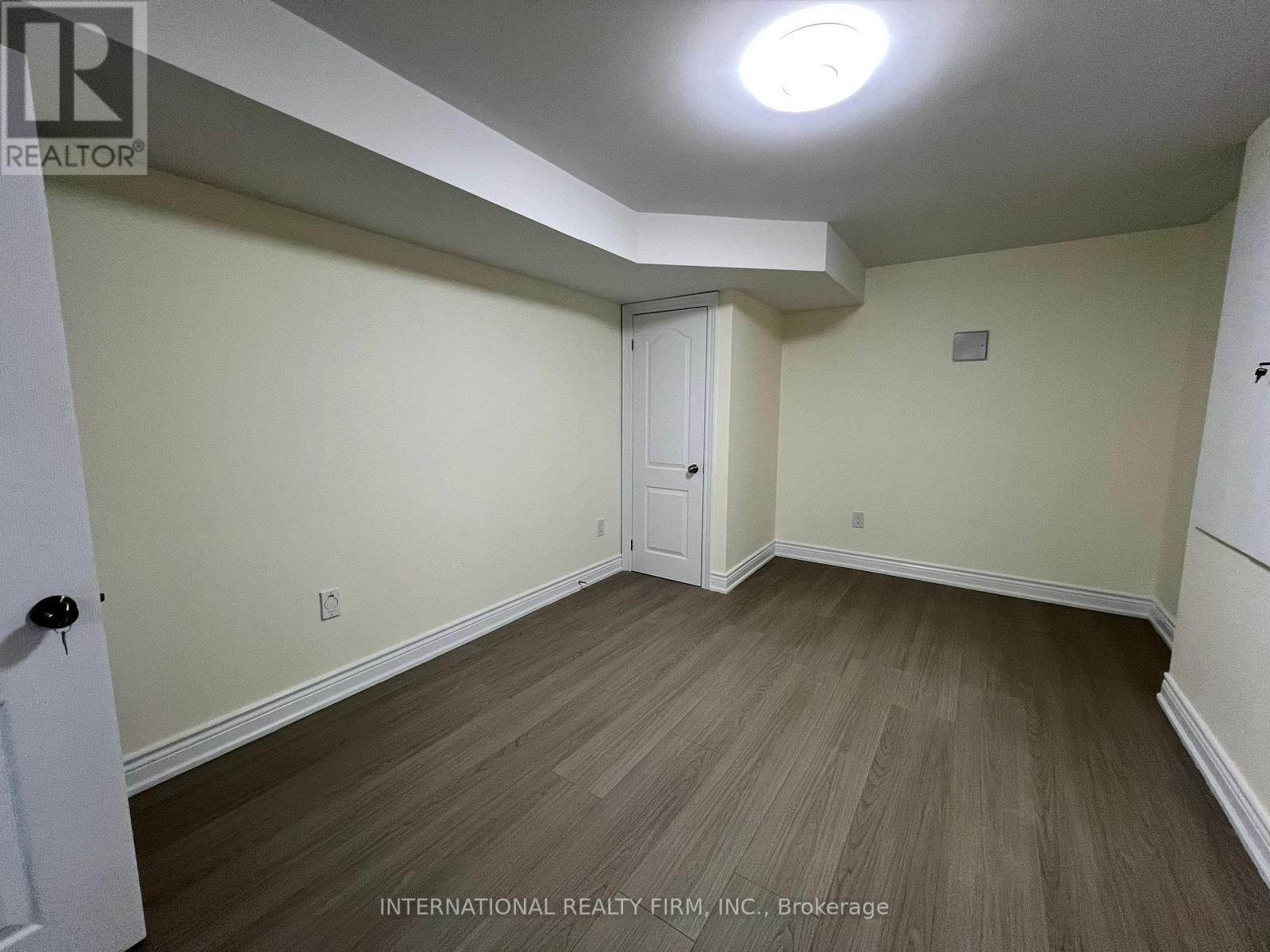 216 Wesmina Avenue, Whitchurch-Stouffville, Ontario  L4A 0R8 - Photo 11 - N12632872