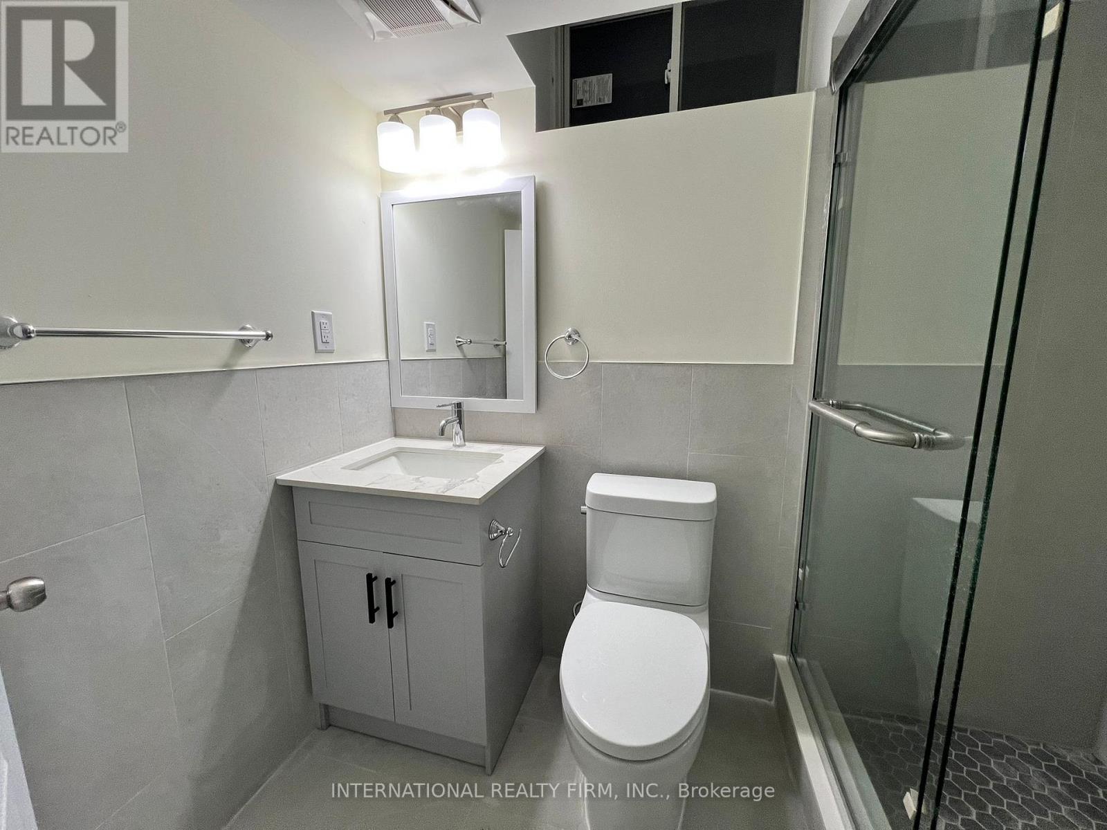 216 Wesmina Avenue, Whitchurch-Stouffville, Ontario  L4A 0R8 - Photo 15 - N12632872