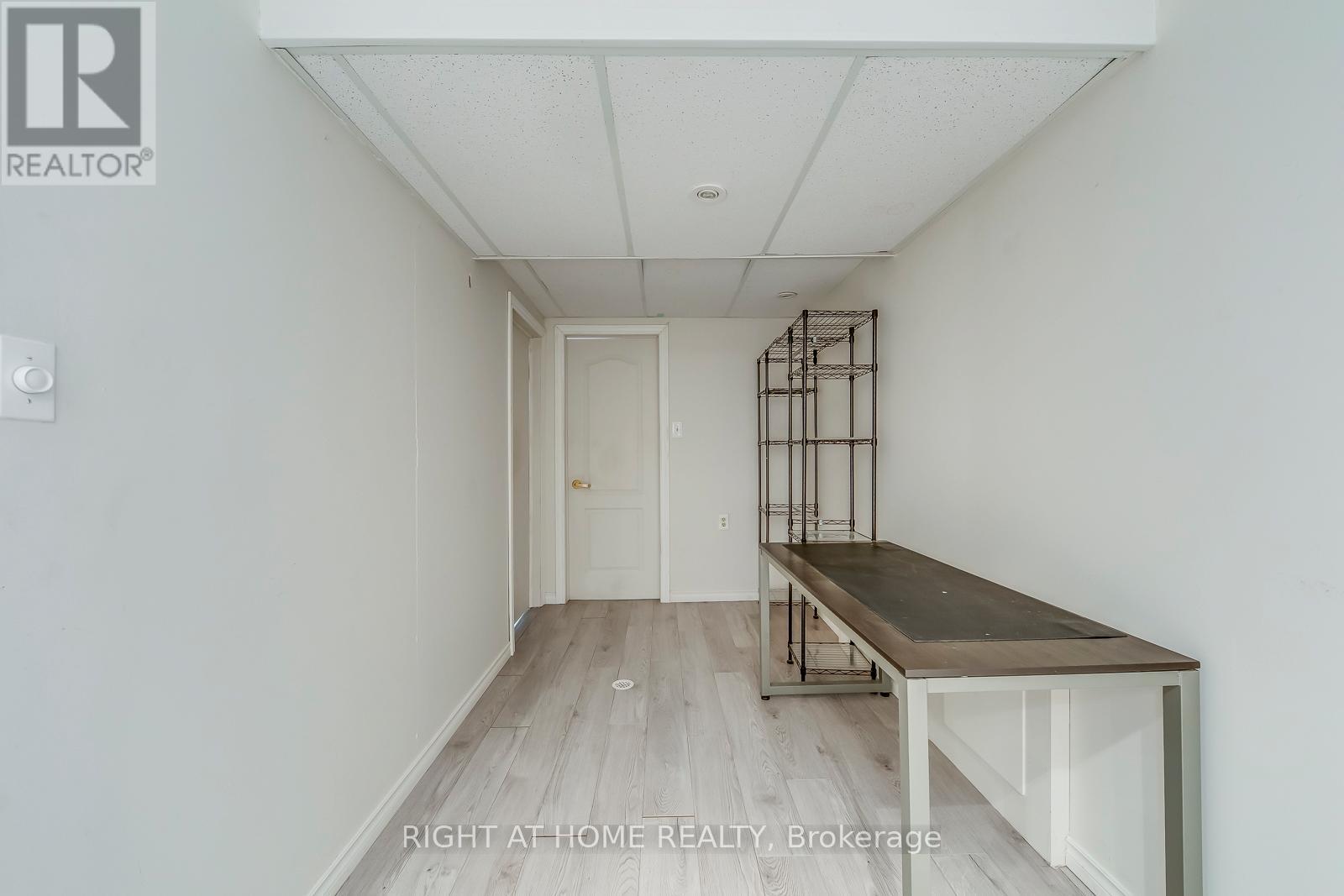 5 Bow River Crescent S, Mississauga, Ontario  L5N 1J1 - Photo 36 - W12632876