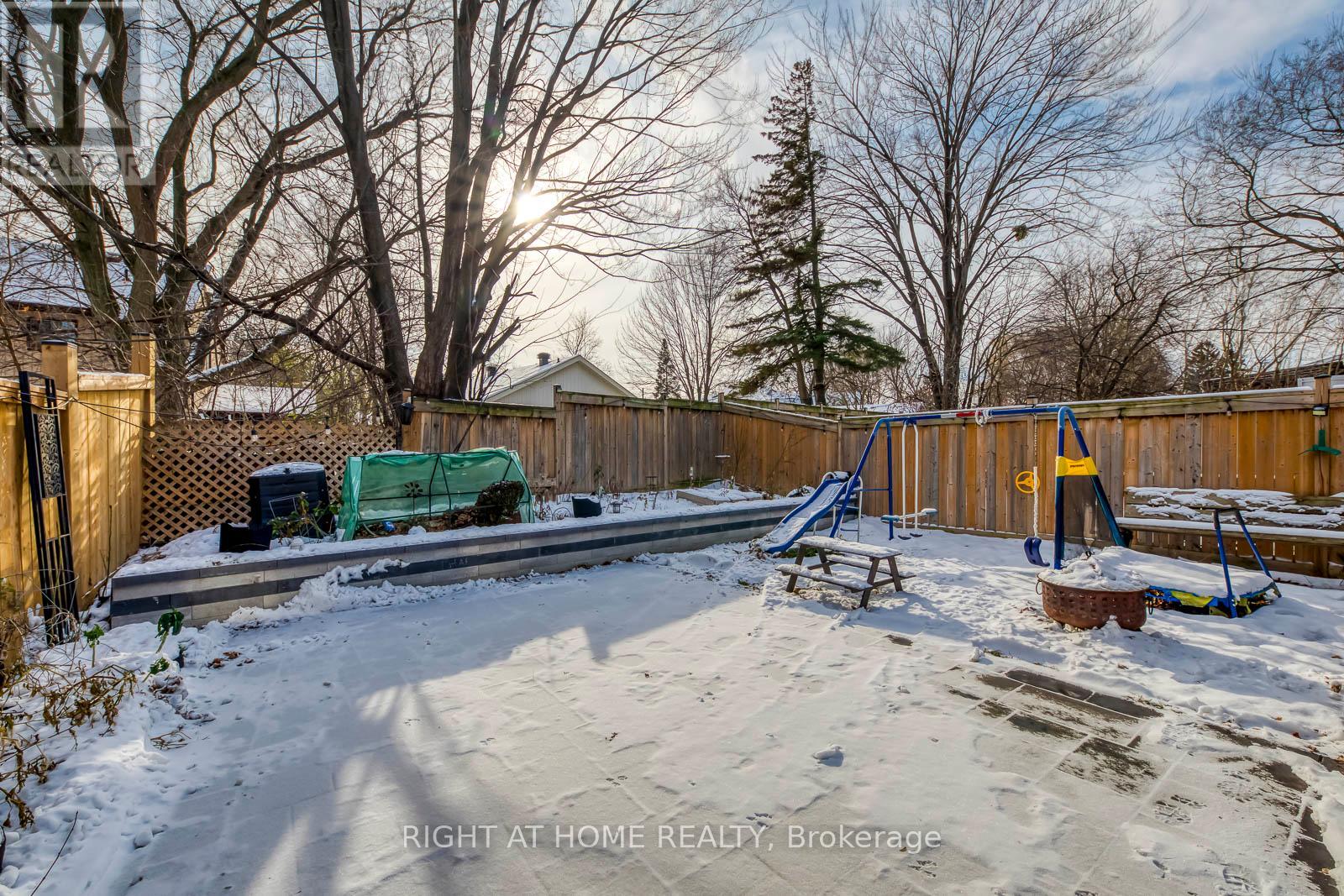 5 Bow River Crescent S, Mississauga, Ontario  L5N 1J1 - Photo 46 - W12632876