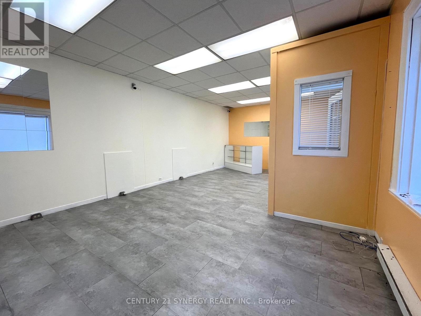 3 William Street W, Smiths Falls, Ontario K7A 2B1 - Photo 7 - X12382603