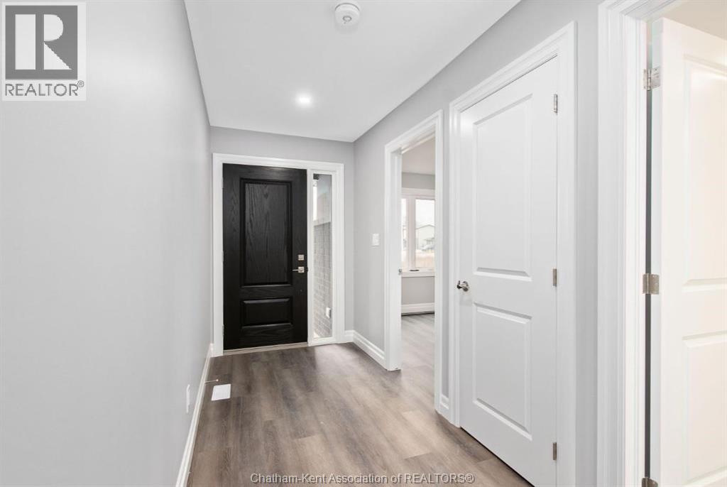 102 Kerr Avenue, Chatham, Ontario N7M 5Y1 - Photo 10 - 25031661