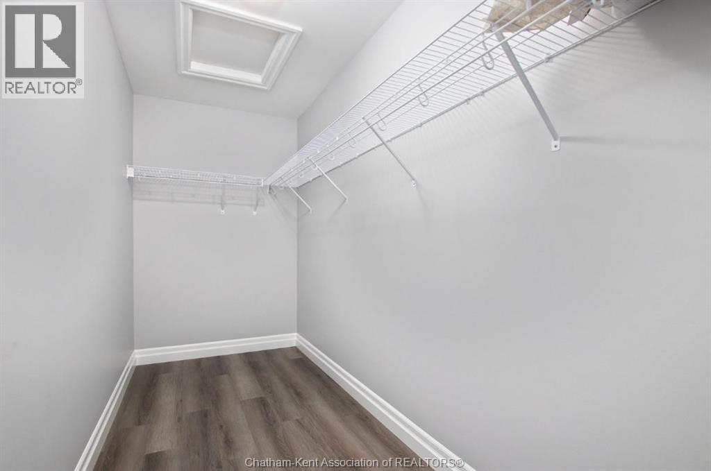 102 Kerr Avenue, Chatham, Ontario N7M 5Y1 - Photo 8 - 25031661