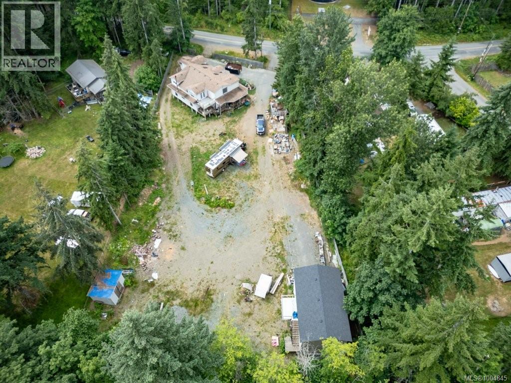 2524 Macaulay Rd, Black Creek, British Columbia