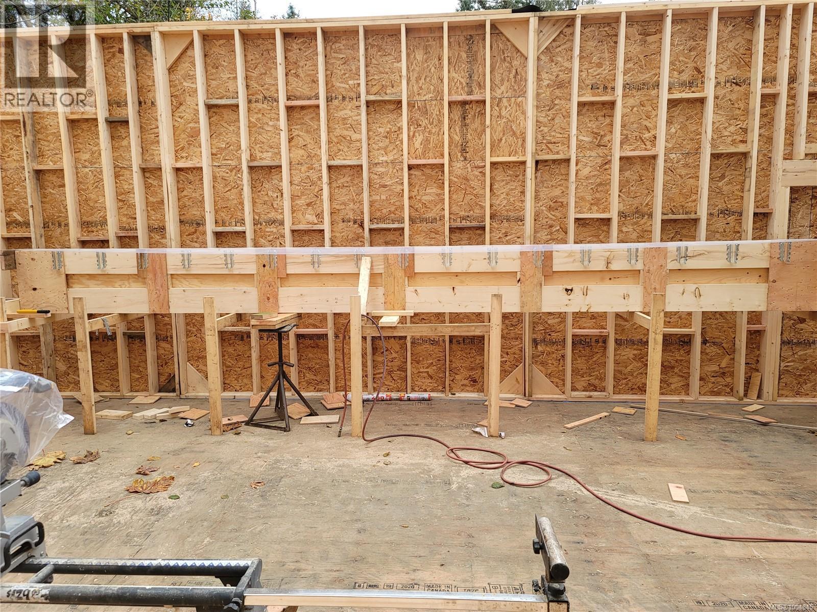 2524 Macaulay Rd, Black Creek, British Columbia  V9J 1B5 - Photo 17 - 1004845