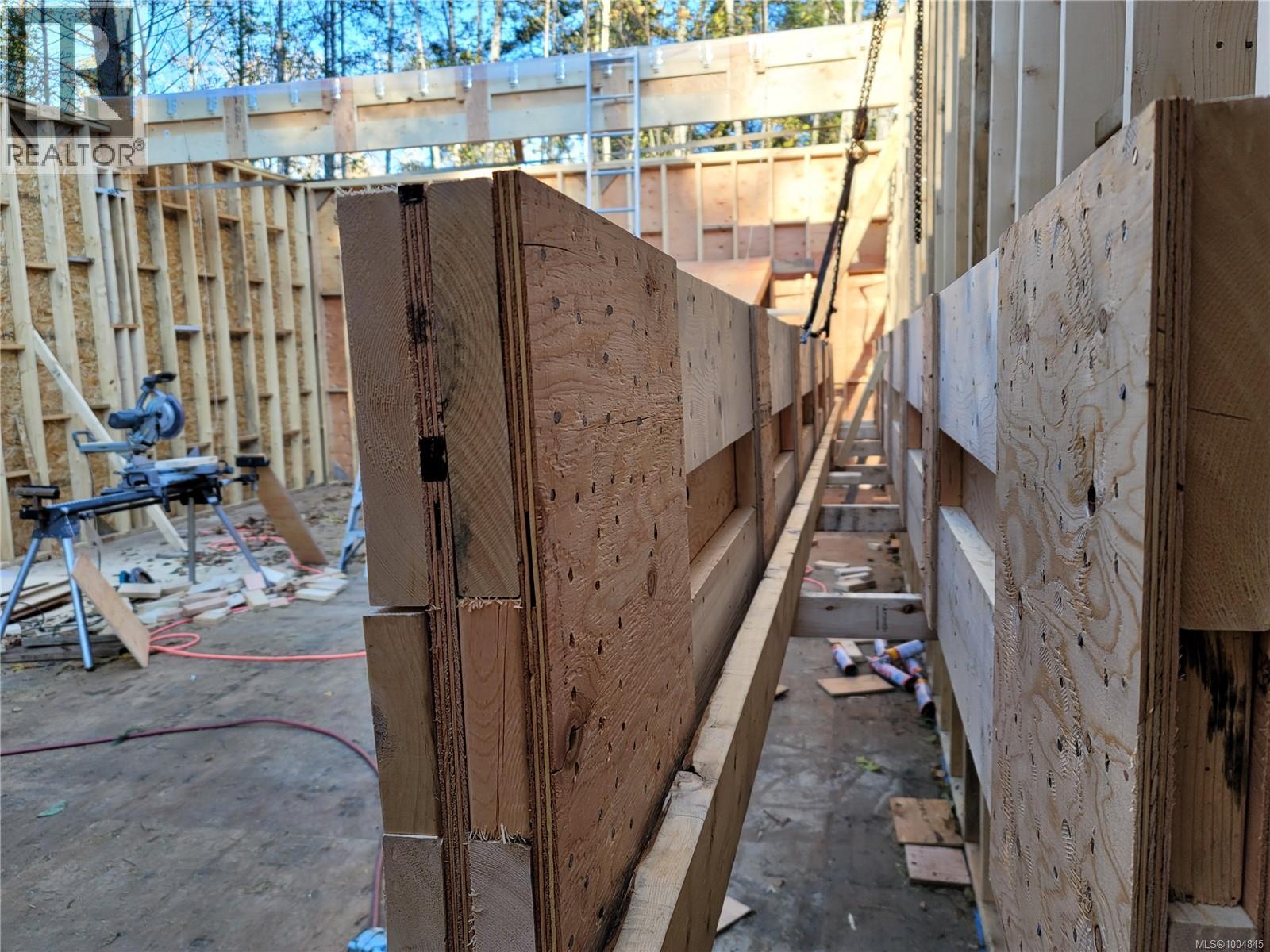 2524 Macaulay Rd, Black Creek, British Columbia  V9J 1B5 - Photo 18 - 1004845