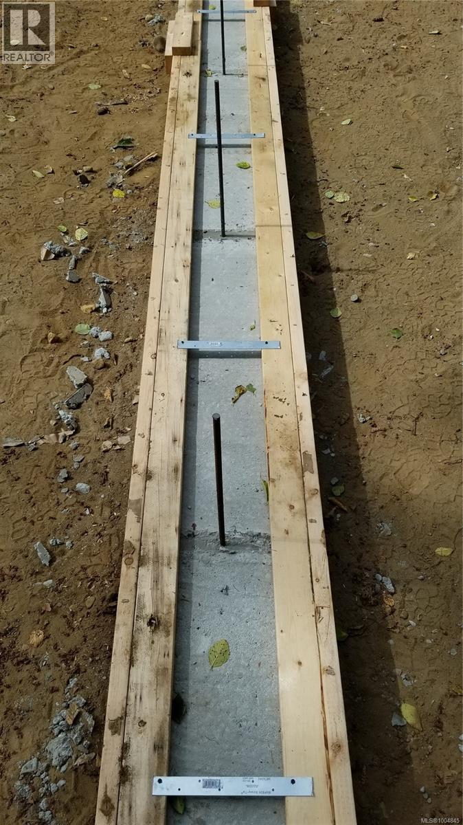 2524 Macaulay Rd, Black Creek, British Columbia  V9J 1B5 - Photo 12 - 1004845