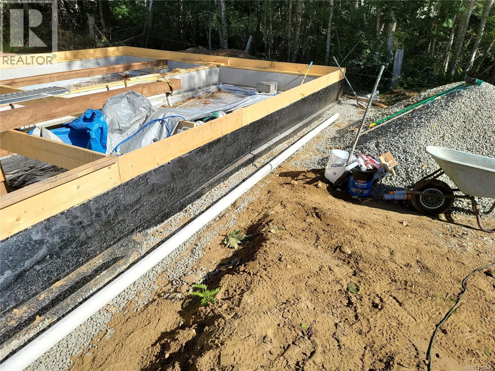 2524 Macaulay Rd, Black Creek, British Columbia  V9J 1B5 - Photo 14 - 1004845