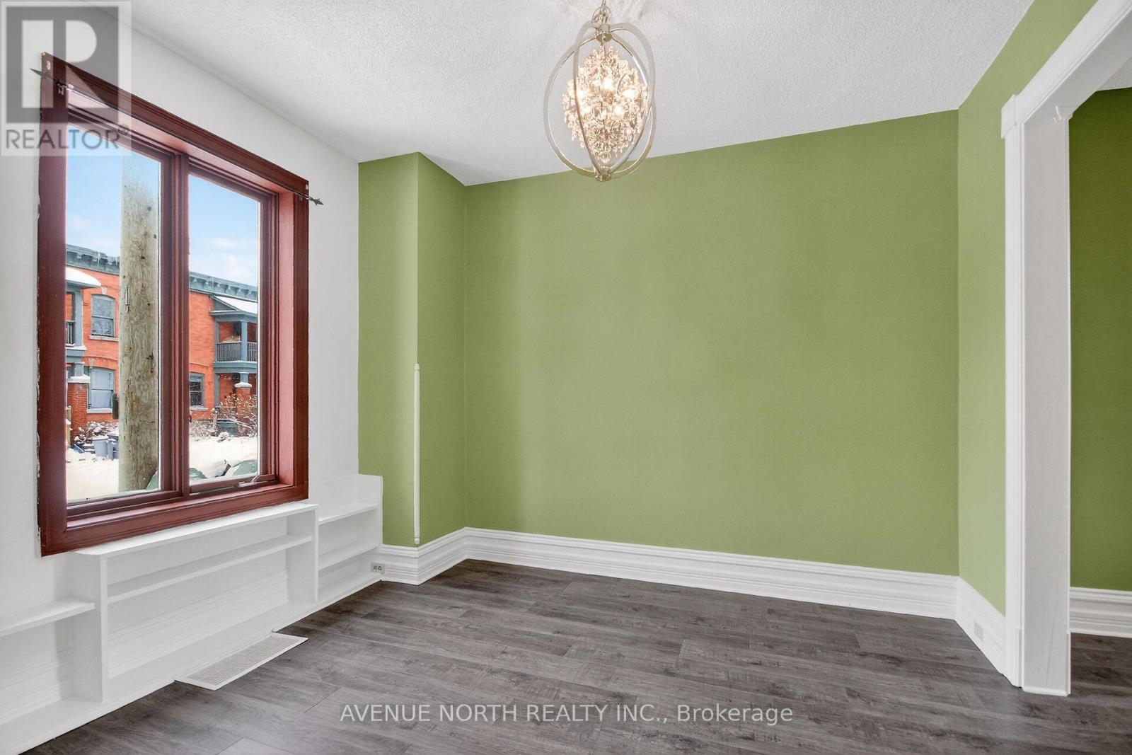 210 Florence Street, Ottawa, Ontario  K1R 5N6 - Photo 15 - X12632900