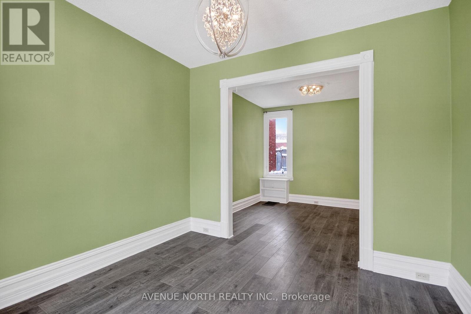 210 Florence Street, Ottawa, Ontario  K1R 5N6 - Photo 16 - X12632900