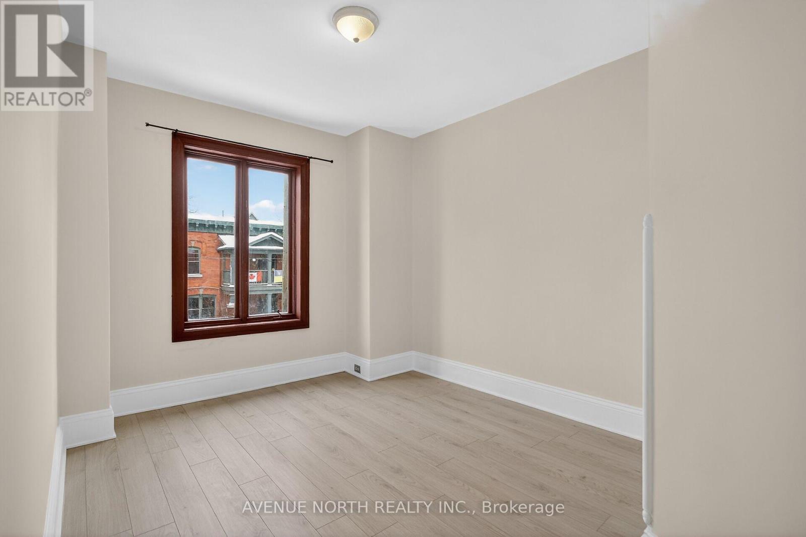 210 Florence Street, Ottawa, Ontario  K1R 5N6 - Photo 30 - X12632900