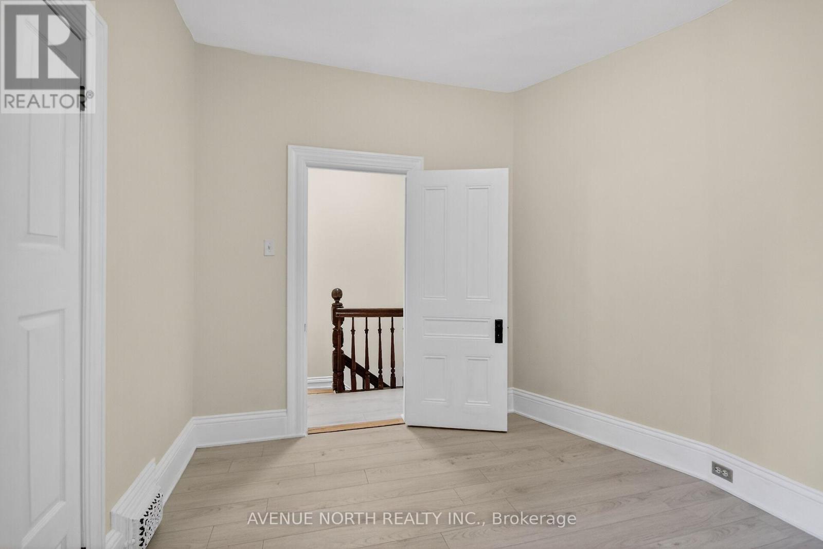 210 Florence Street, Ottawa, Ontario  K1R 5N6 - Photo 37 - X12632900