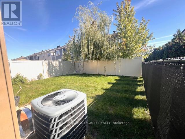 521 Honeylocust Avenue W, Ottawa, Ontario  K2V 0K9 - Photo 17 - X12632902